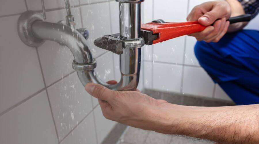 Expert burst pipe repair services in Downers Grove, IL